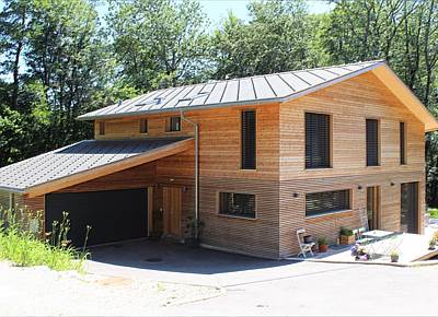 Schicker Neubau EFH mit Lärchenfassade 