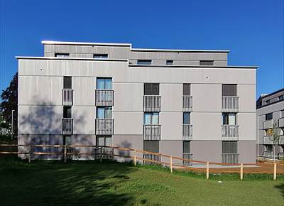 Fassade an 3 MFH in Schwarzenburg